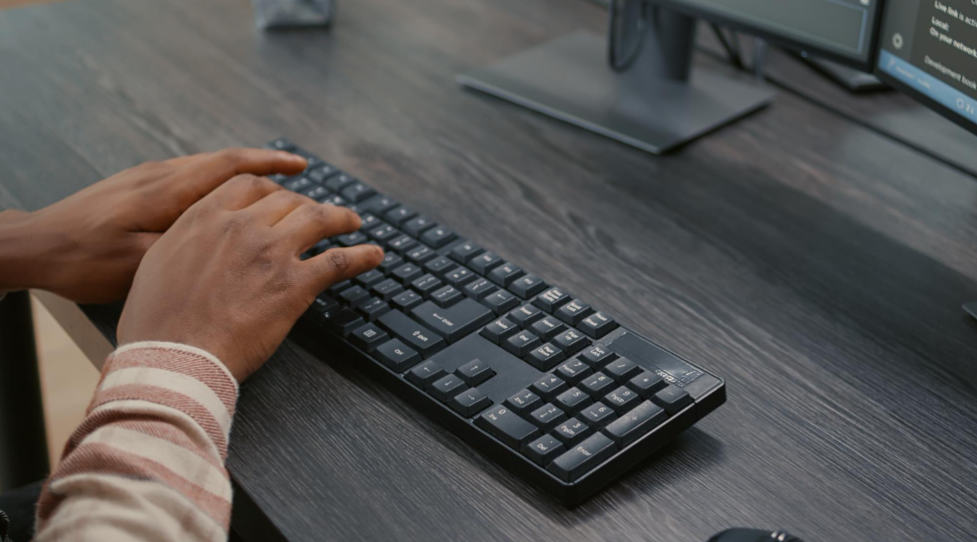 Tips for finding a silent wireless keyboard for typing comfort in Singapore